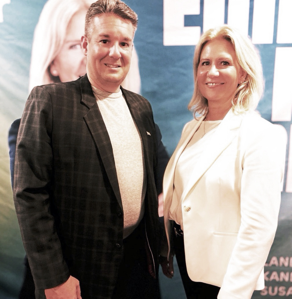 Michael Steigerwald, unser Bürgermeisterkandidat für Eching mit Susanne Hoyer unserer Landrats Kandidatin